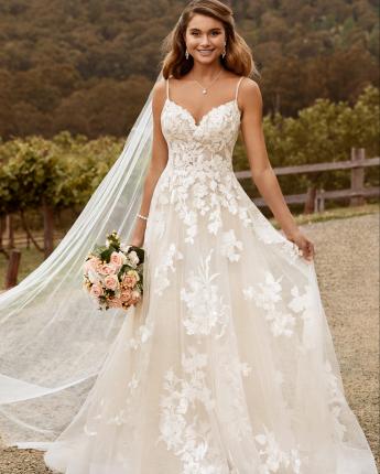 Sophia Tolli Nikita Y22051