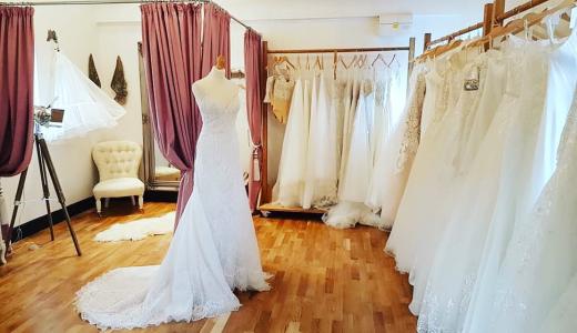 internal image, dollys bridal boutique, Bedfordshire bridal shop