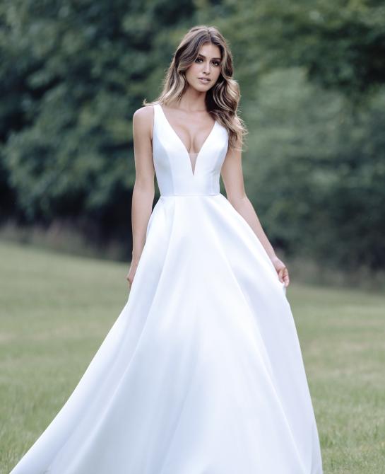 Allure Bridals 9813