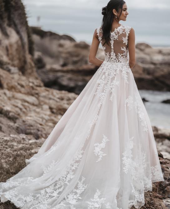 Allure Bridals 9912