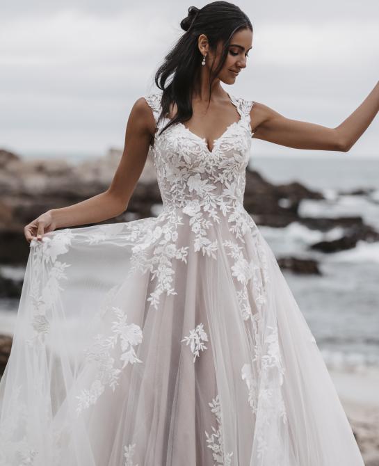 Allure Bridals 9912