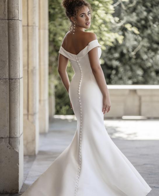 Allure Bridals A1113