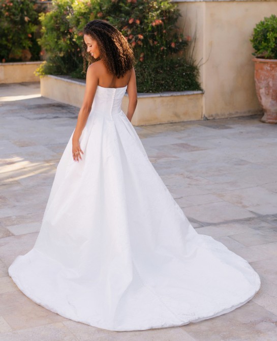 Allure Bridals A1400