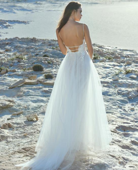 Elbeth Gillis wedding dress Ava