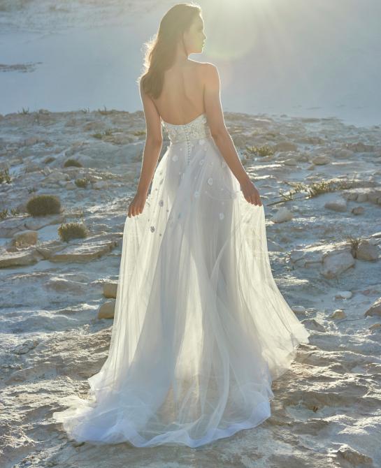 Elbeth Gillis wedding dress style Erika