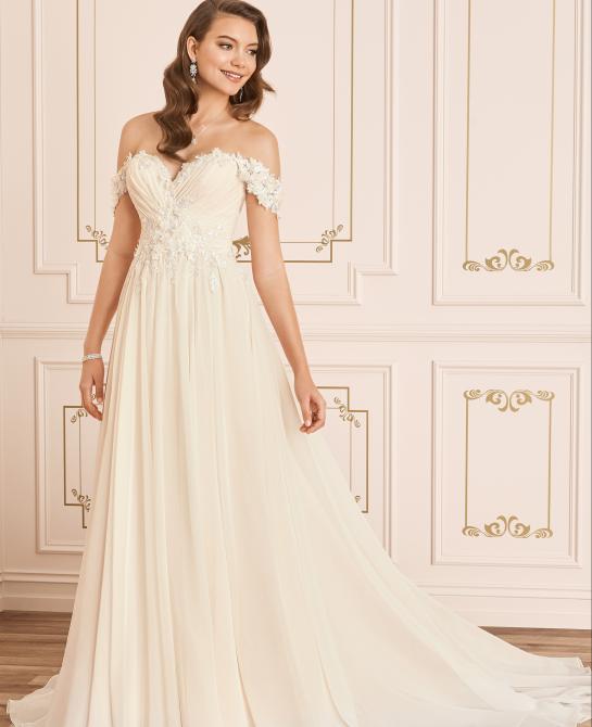 Sophia Tolli Y12028